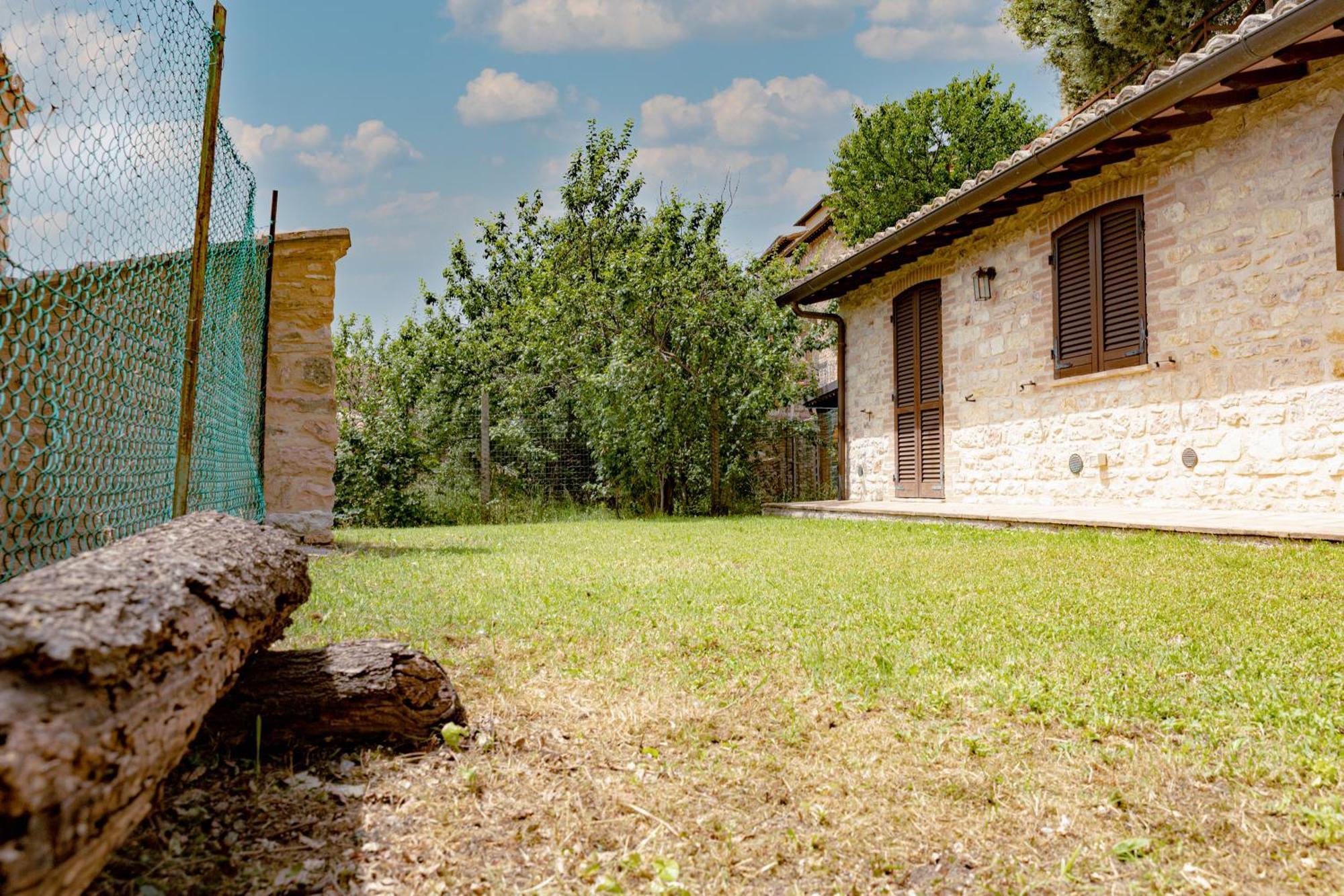 Rustic House, Con Patio E Giardino, Assisi Centro Villa Exterior foto