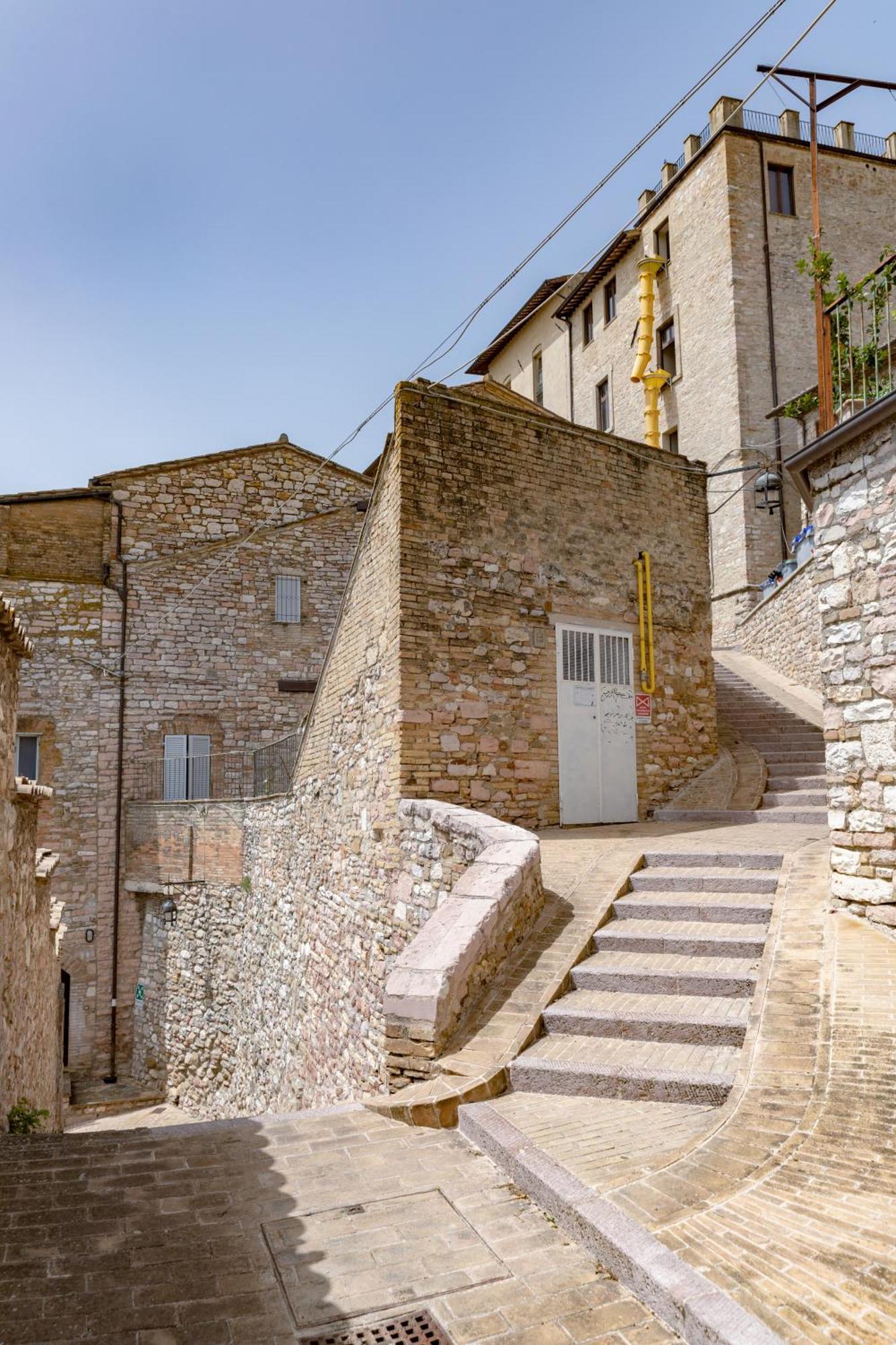 Rustic House, Con Patio E Giardino, Assisi Centro Villa Exterior foto